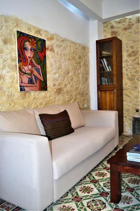 Malama'S Maisonette At The Historic Center كاندية المظهر الخارجي الصورة